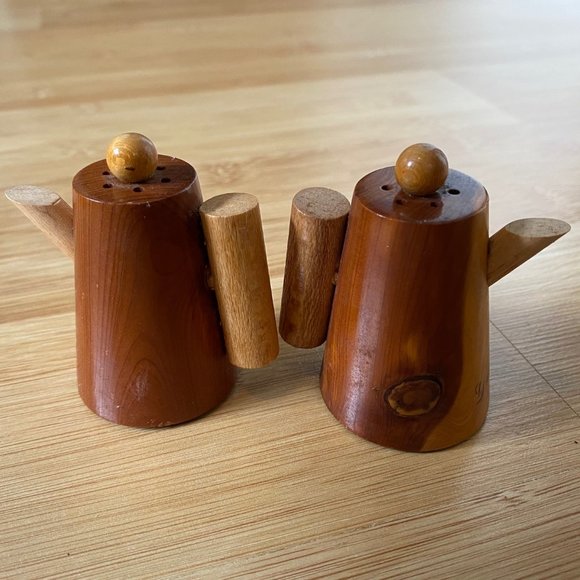 Vintage Wood Salt & Pepper Shakers from New Mexico, Yosemite, Fisherman’s Wharf - Picture 6 of 13